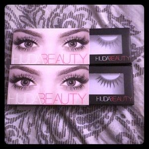 HUDA BEAUTY LASHES